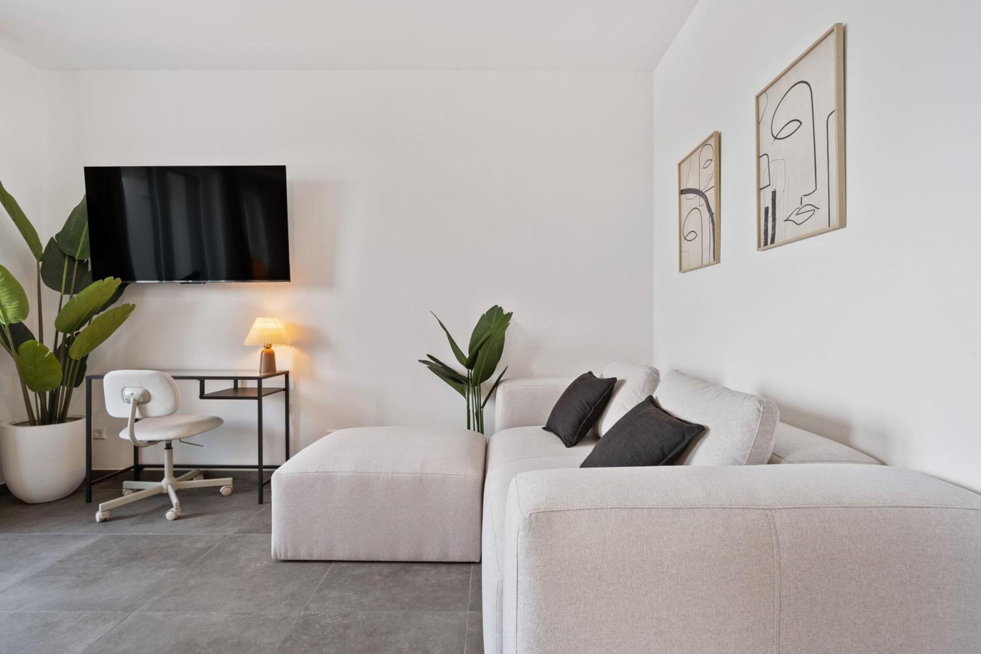 Premium City Stay In Cessange Люксембург Екстериор снимка